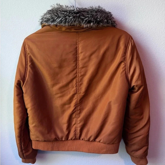 Wild Fable Bomber Jacket - Gold with faux fur, size medium - Picture 5 of 7